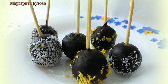 Пирожные на палочке