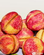 Пирожные Персики