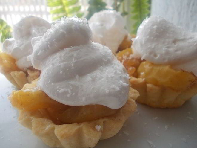 Рецепт пирожных с карамельными яблочками и белковым кремом подарок для себя