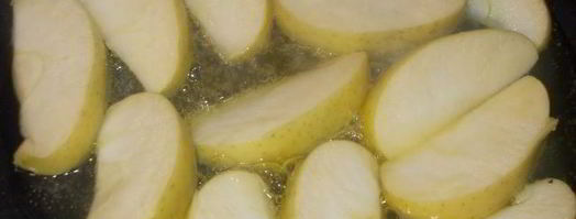 пирожные с карамельными яблочками и белковым кремом подарок для себя. Шаг 7