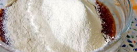 шоколадный брауни с творогом и вишней. Шаг 4