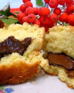 Сливочное пирожное с шоколадом