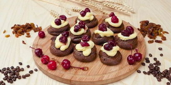 Заварные пирожные со сливочным кремом