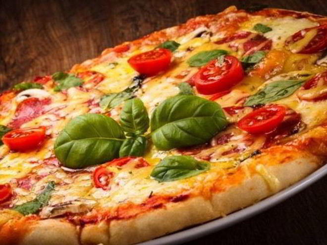Рецепт классической пиццы пепперони по-домашнему