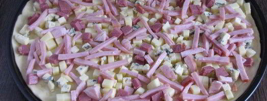 осенняя пицца с горгонзолой и ветчиной. Шаг 6