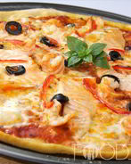 Пицца Морской волк с горбушей и креветками