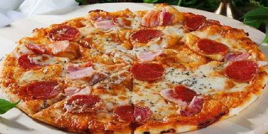 Пицца мясной пир