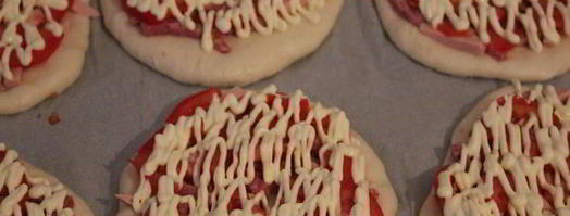 пицца с колбасой и сыром. Шаг 10