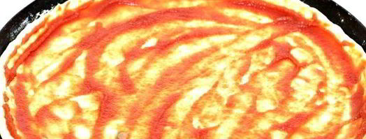 пицца с колбасой, сыром и помидорами. Шаг 6