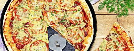 пицца с колбасой, сыром и помидорами. Шаг 11