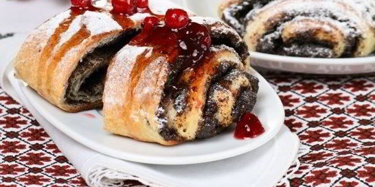 Постный маковый рулет