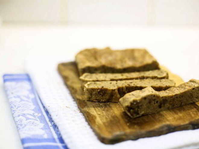 Рецепт коврижки с черносливом и орехами