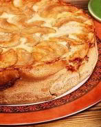 Классическая домашняя шарлотка с яблоками