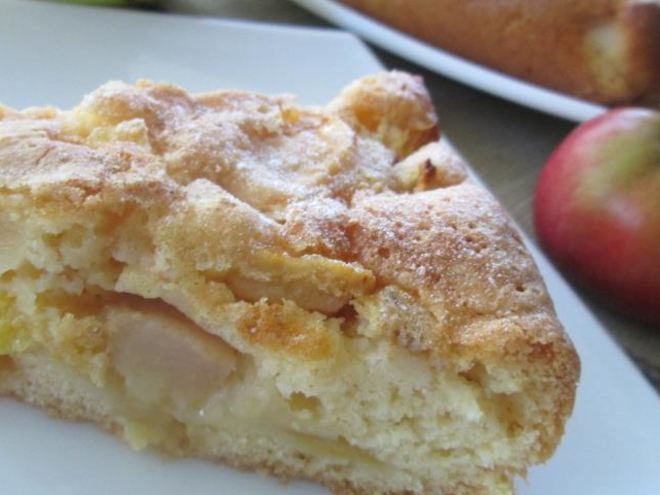 Рецепт просто шарлотка