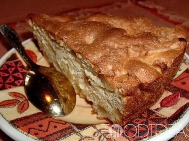 Рецепт шарлотки с бананами