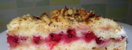 шарлотка с брусникой и яблоками. Шаг 10