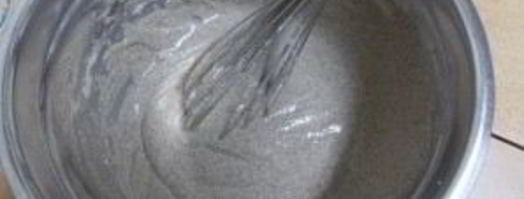 шарлотка с черникой и яблоками. Шаг 4