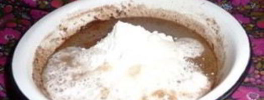 шарлотка с какао и яблоками. Шаг 4