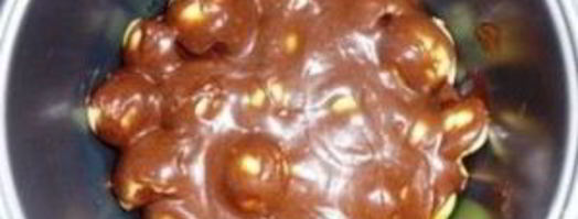 шарлотка с какао и яблоками. Шаг 6