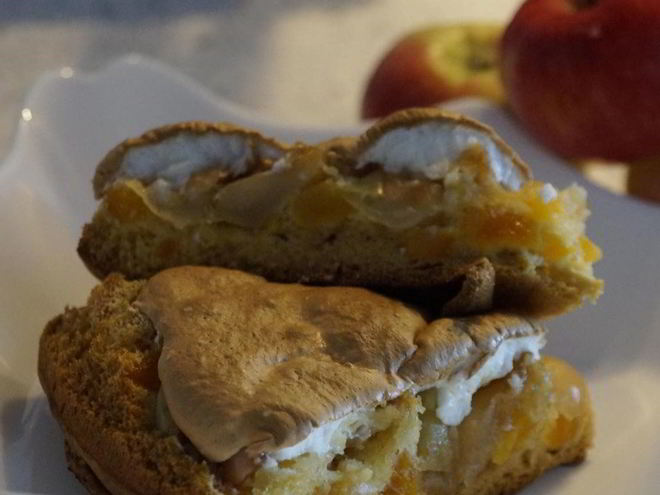 Рецепт шарлотки с курагой