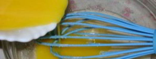 шарлотка с маргарином. Шаг 2