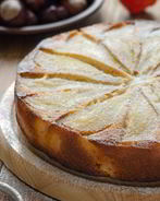 Шарлотка с яблоками и грушами