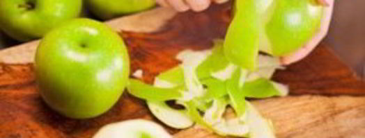 шарлотка с яблоками и лимоном. Шаг 2