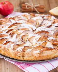 Шарлотка с яблоками классическая в духовке