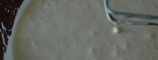 шарлотка со смородиной. Шаг 2