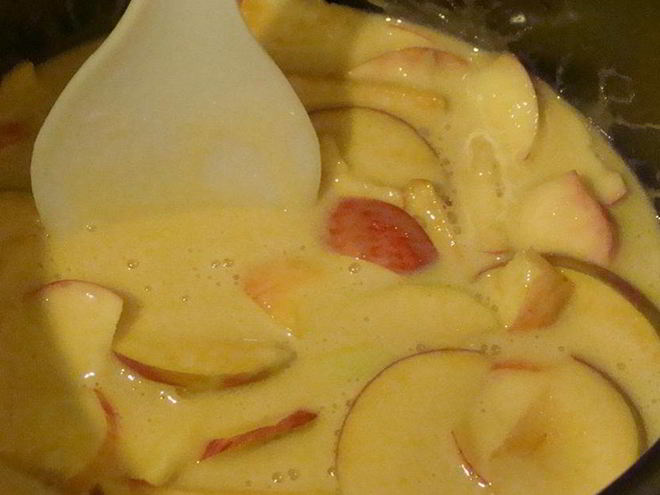 Рецепт шарлотки в мультиварке