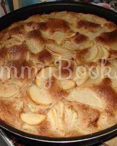 Шарлотка яблочная