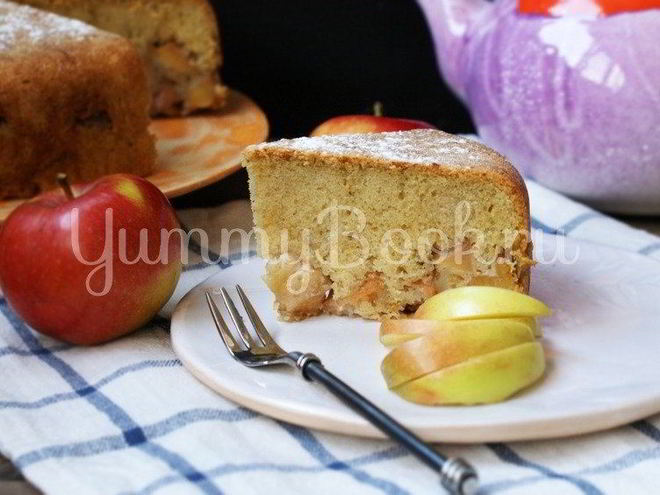 Рецепт яблочной шарлотки в мультиварке