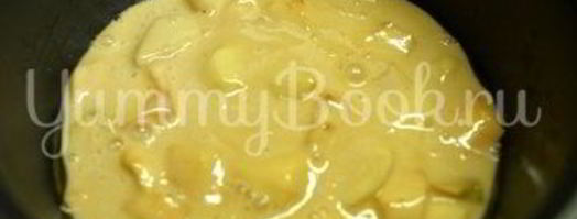 яблочная шарлотка в мультиварке. Шаг 7