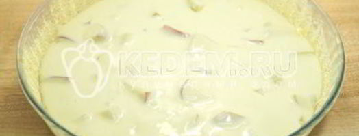 заливная шарлотка с яблоками. Шаг 11