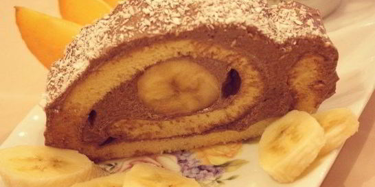Шоколадно-банановый рулет