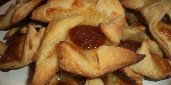 Слойки с абрикосами