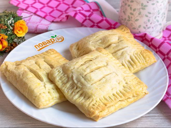 Рецепт слоек с дыней и сыром