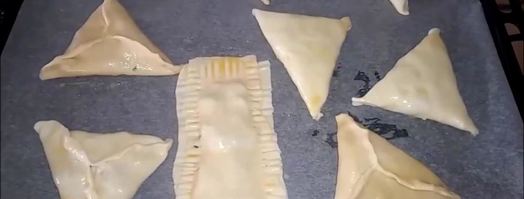 слойки с картофелем и грибами из слоеного теста. Шаг 9