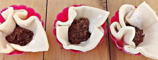 слойки с малиной и шоколадом. Шаг 5