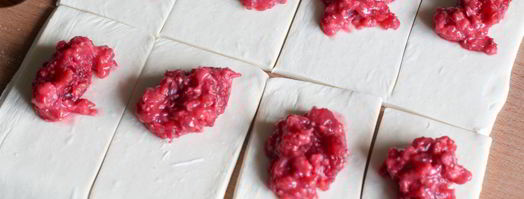 слойки с малиной. Шаг 3