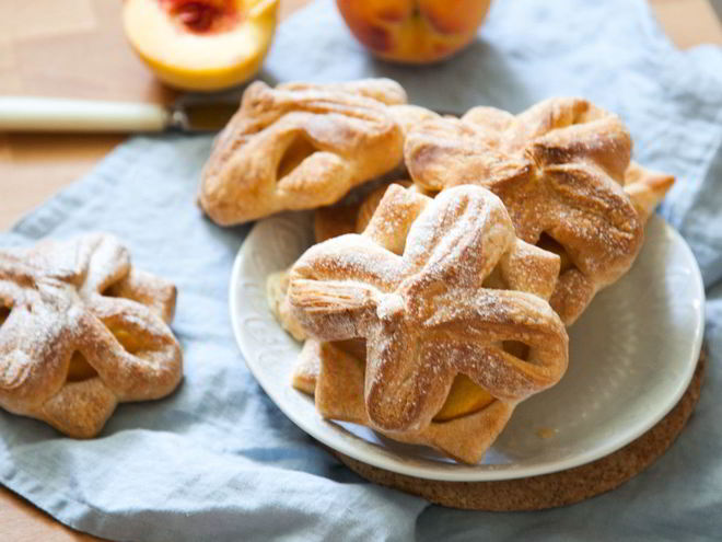 Рецепт слоек с персиками