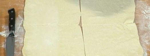 слойки с вишней и белым шоколадом. Шаг 4