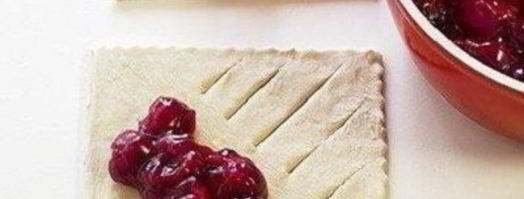 слойки с вишней. Шаг 4