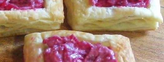 слойки со свекольной начинкой и селедкой. Шаг 5