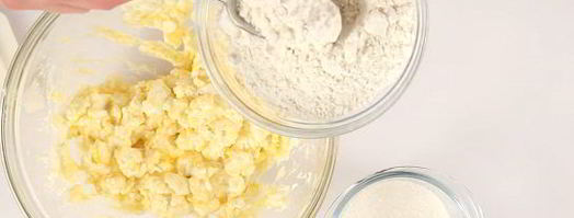 сырники из творога. Шаг 2