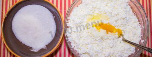 сырники классические из творога на сковороде. Шаг 4