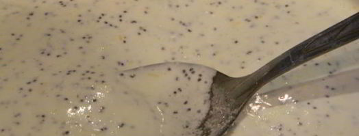 сырники с изюмом и маковым соусом. Шаг 2