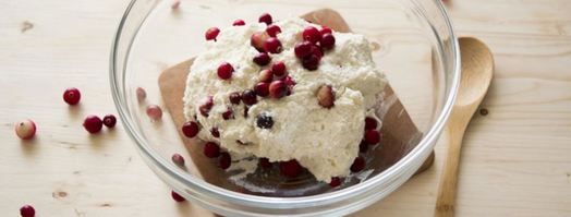 сырники с клюквой. Шаг 2