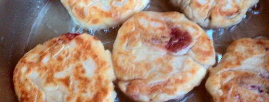 сырники с вишней и шоколадом. Шаг 5