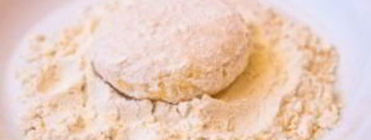 сырники с вишневым соусом. Шаг 4